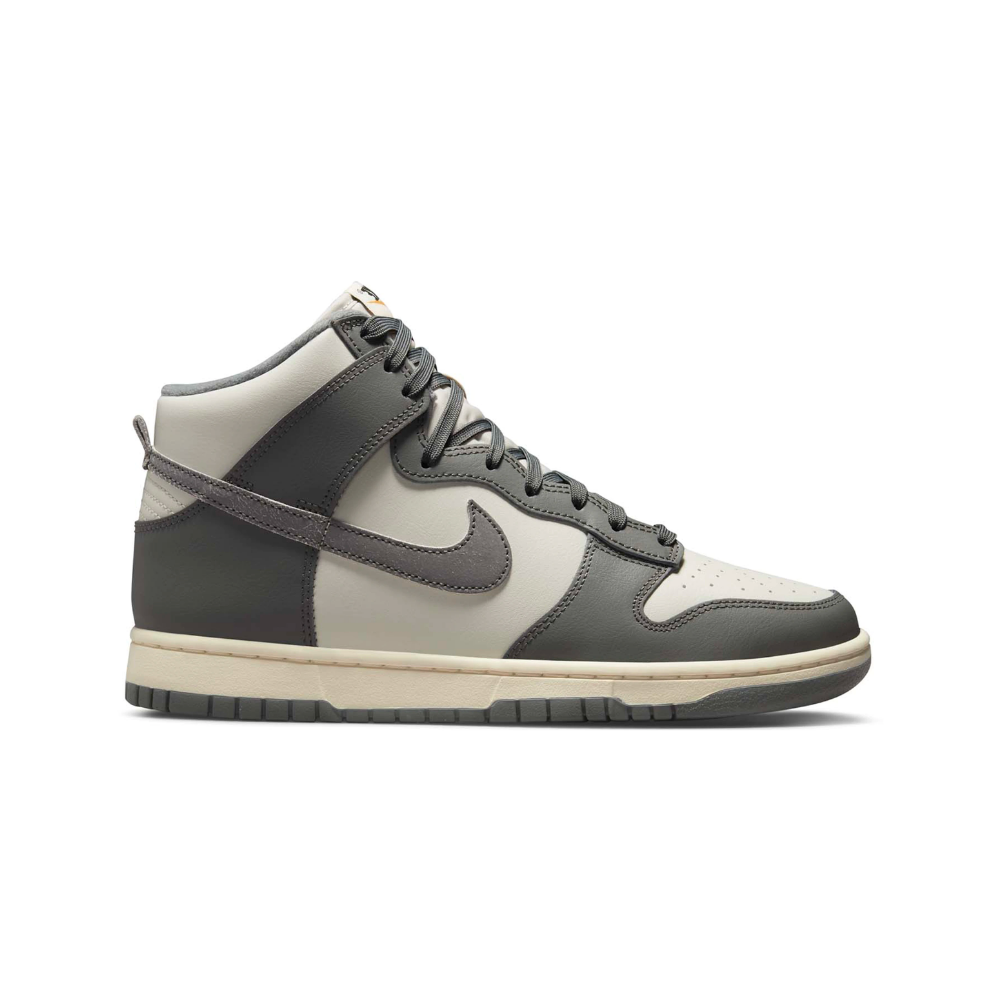 Nike Dunk High Vintage Light Bone