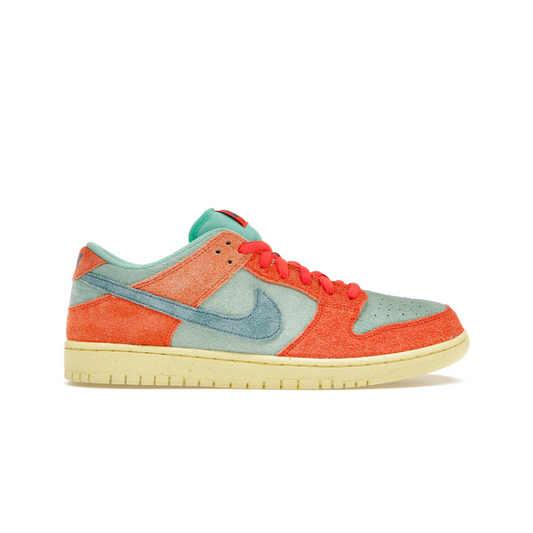 Nike SB Dunk Low Orange Emerald Rise