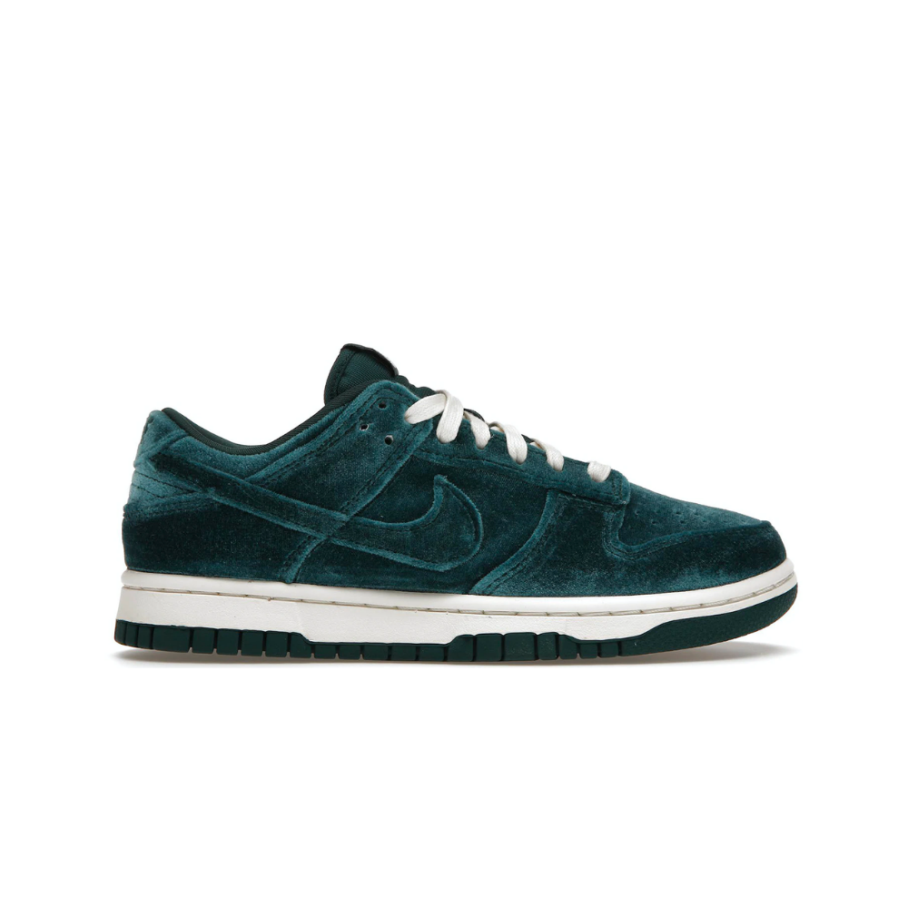 Nike Dunk Low Velvet Teal