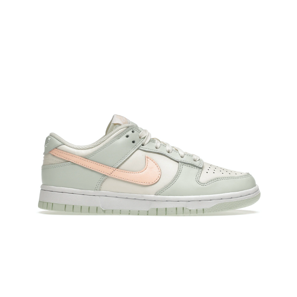 Nike Dunk Low Barely Green