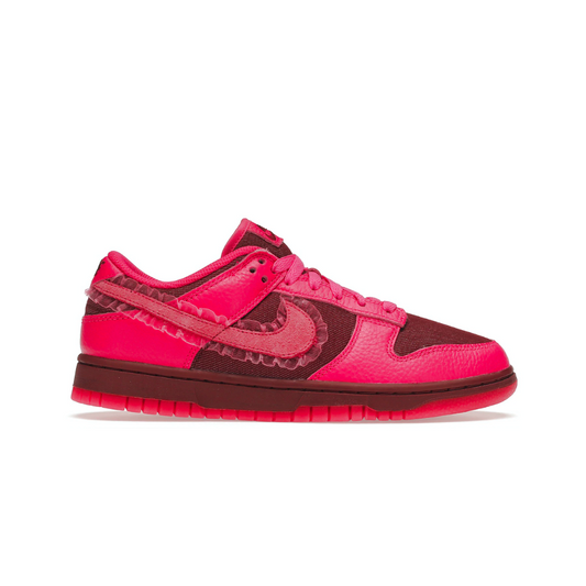 Nike Dunk Low Valentine's Day